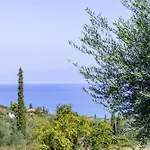 Pithea Luxury Living Koróni