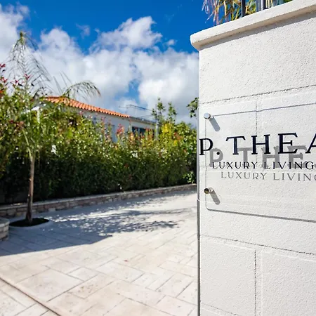 Pithea Luxury Living Koróni