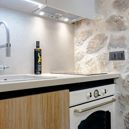 Pithea Luxury Living 度假居