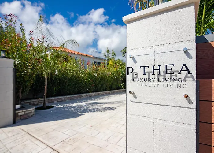 Pithea Luxury Living Koróni