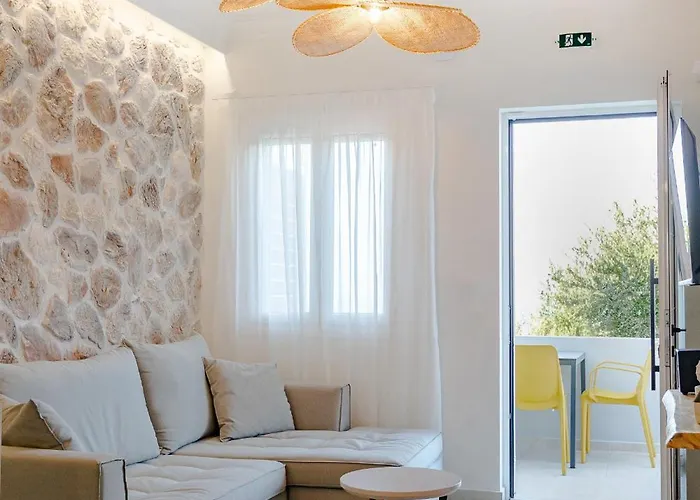 Vakantiehuis Pithea Luxury Living *